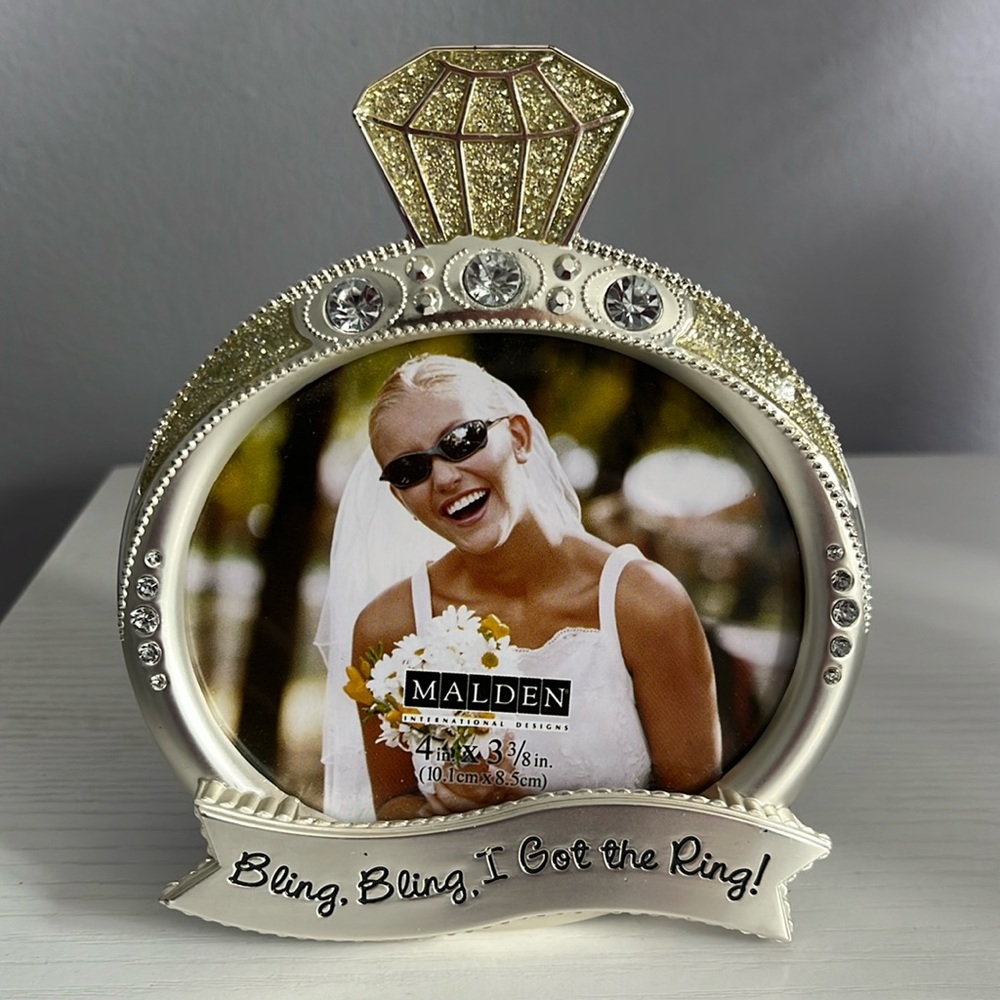Malden Engagement Photo Frame
